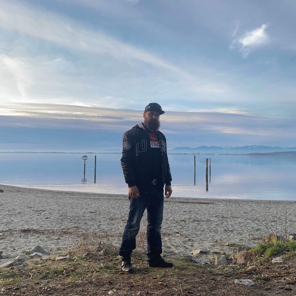 Meet your Posher, Derek - Picture 1 of 1